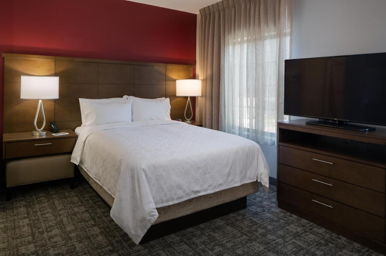Staybridge Suites - Phoenix - Biltmore Area By Ihg Bagian luar foto