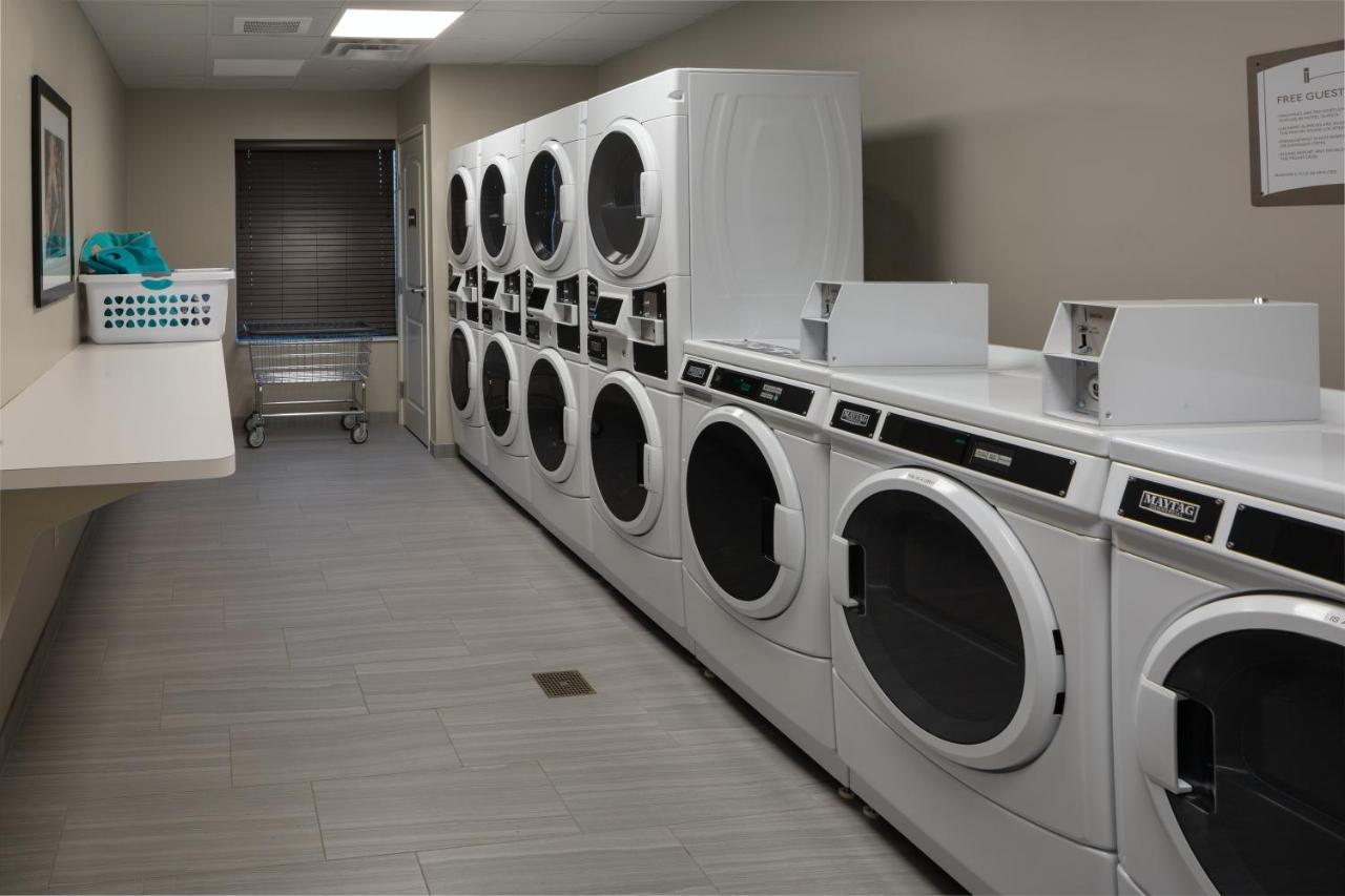 Staybridge Suites - Phoenix - Biltmore Area By Ihg Bagian luar foto